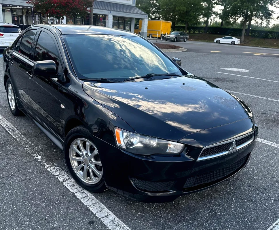 Mitsubishi  Lancer ES - 6