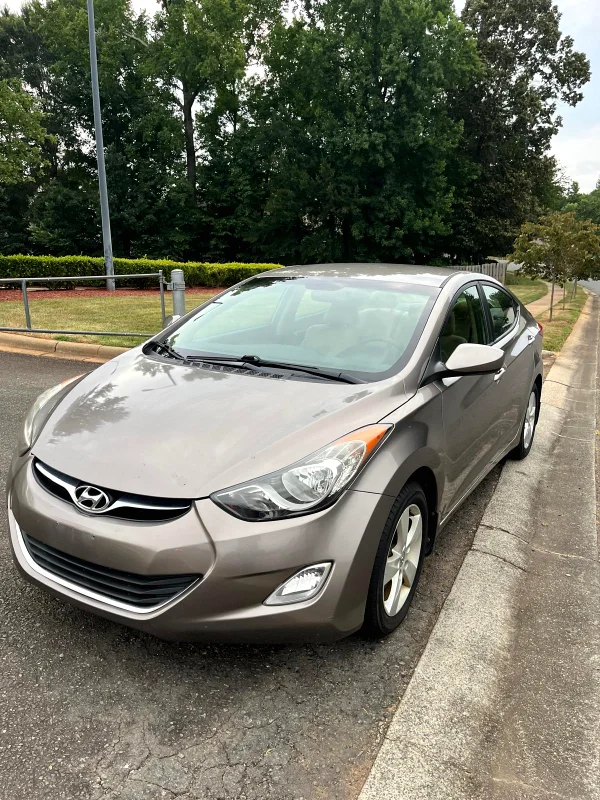 Hyundai  Elantra