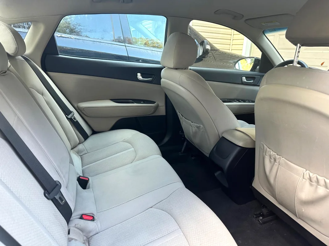 KIA Optima  - 5