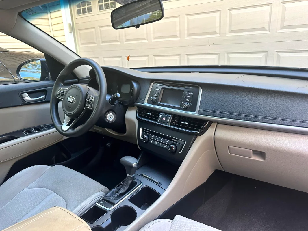 KIA Optima  - 6
