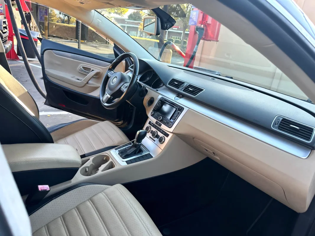 Volkswagen CC - 5