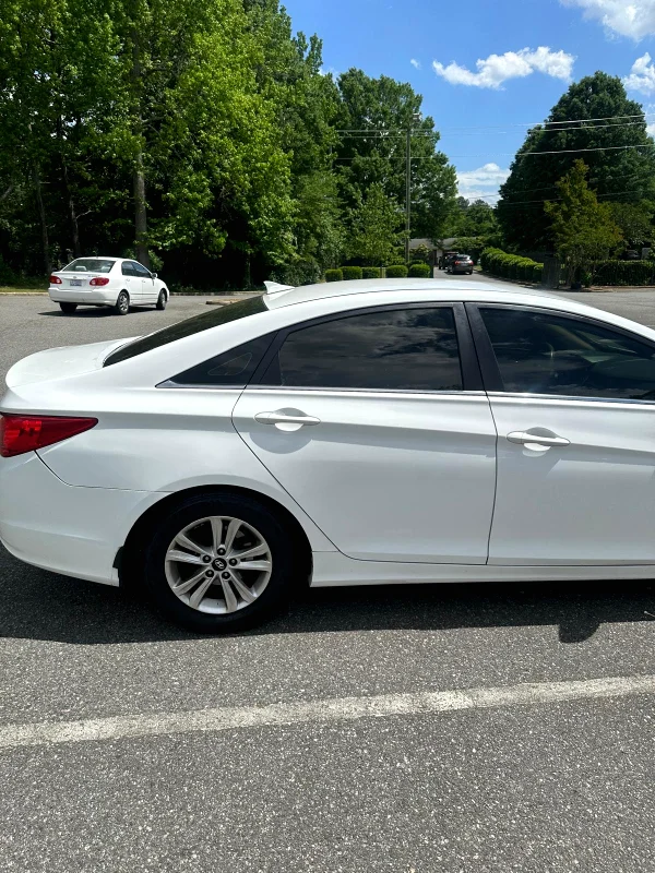 Hyundai Sonata GLS - 2